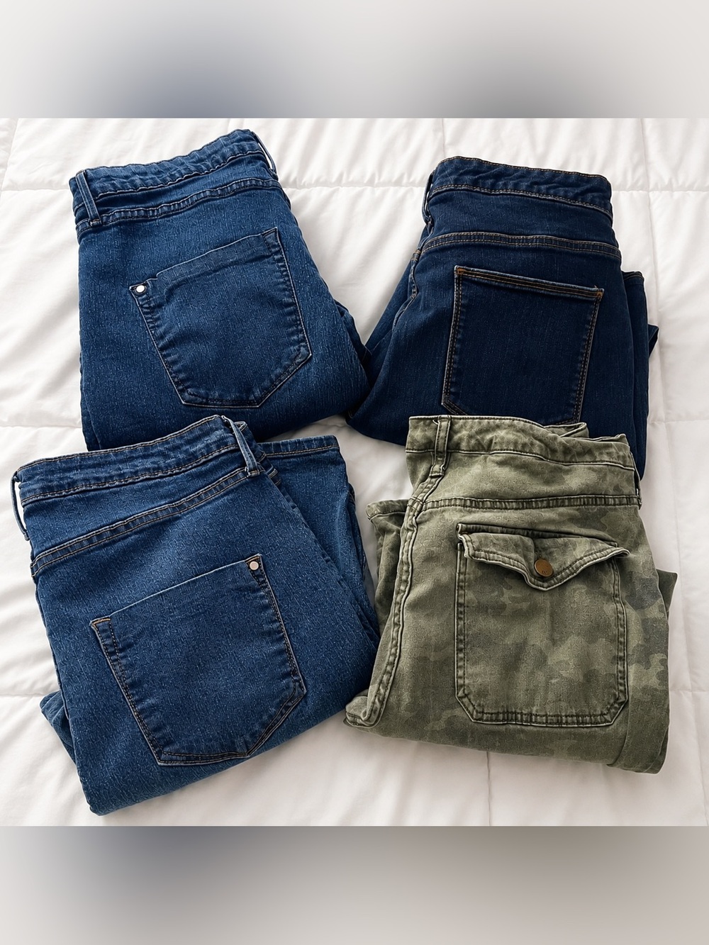 Women’s Size 16 Jeans & Camo Jeggings Bundle 4 Pairs Denim Lot Everyday Vibes